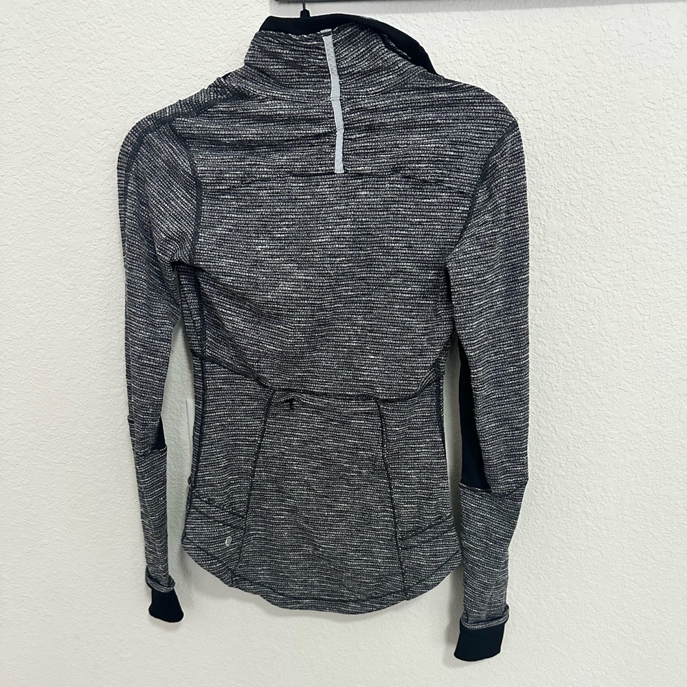 Lululemon Base Runner Half Zip Pullover Jacket Coco Pique Black White Size 4 - Picture 7 of 13
